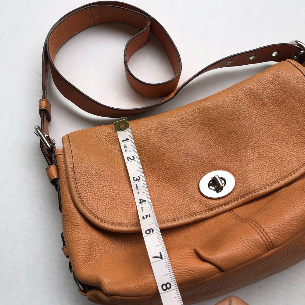Coach Crossbody - Picture 6 of 8